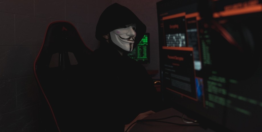 Die Hacker posteten auf russischen Websites einen Text mit Informationen darüber...