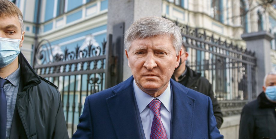 Владелец SCM Ринат Ахметов, Медиа Группа Украина, Ахметов уходит с медиарынка, антиолигархический закон