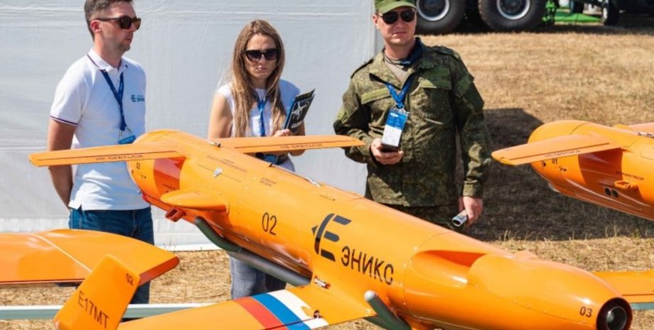 Російський безпілотник Е17МТ M, еннікс