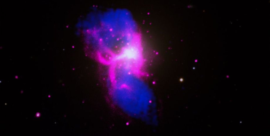 чорна діра, літера Н