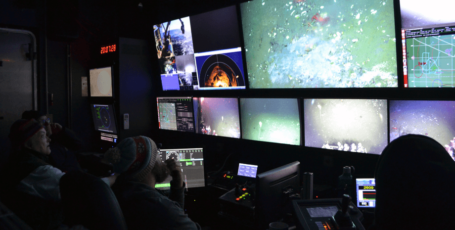 Ученые, исследователи, командный пункт, исследование