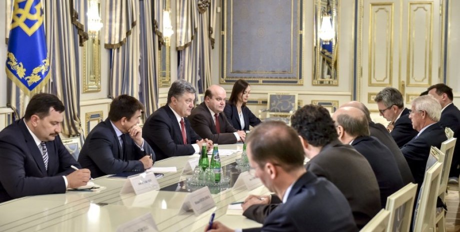 Встреча с конгрессменами США у Петра Порошенко / Фото пресс-службы президента