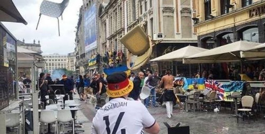 Немецкие фанаты напали на украинских болельщиков / Фото: sportarena.com