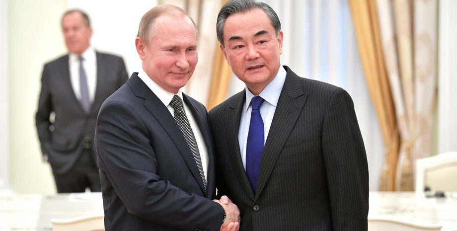 путін і ван і в кремлі