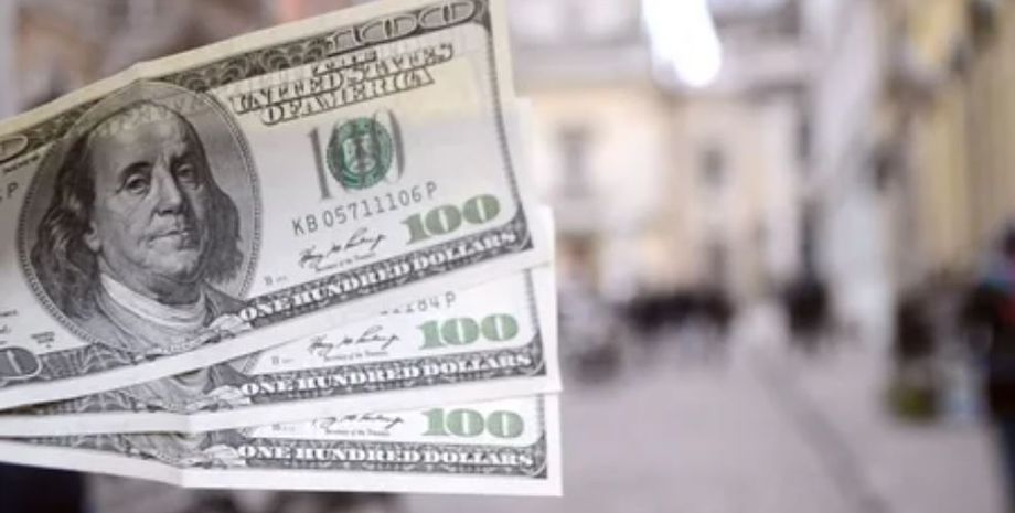 Молодая женщина узнала, что имеет кредиты в 110 тысяч долларов, хотя ей всего 26 лет, США