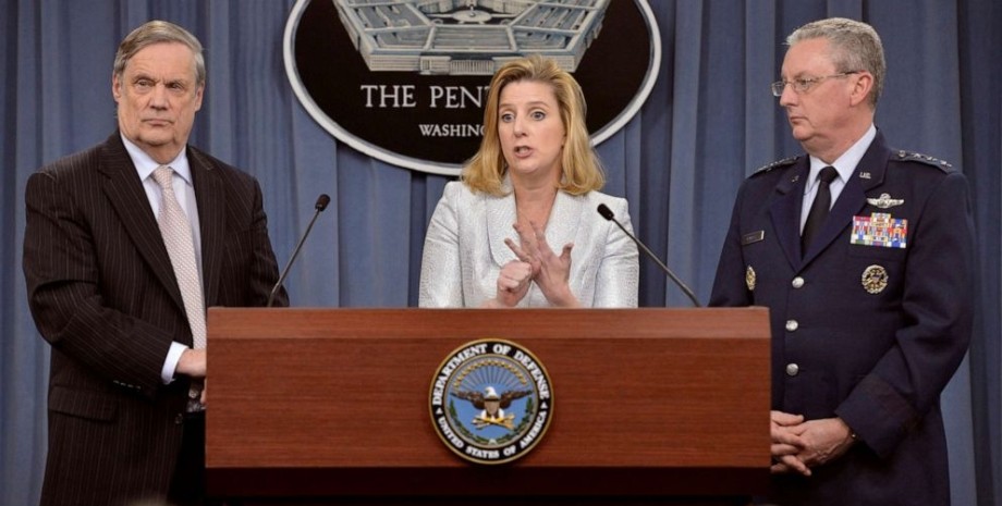 Кристин Вормут, Пентагон, Армия США, Министр армии