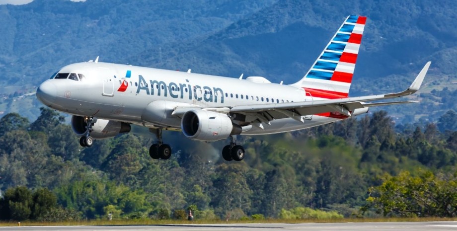 Самолет, American Airlines, полет, рейс, билет