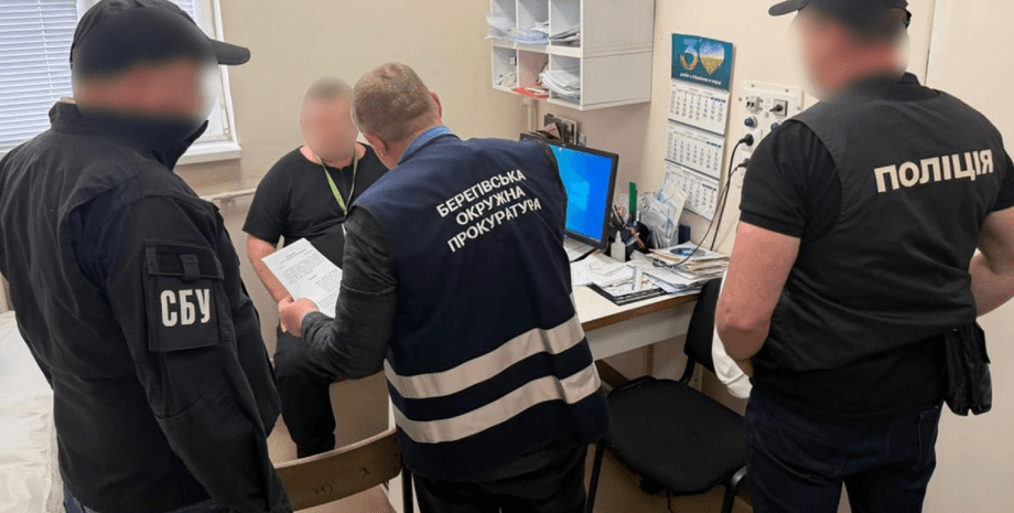 Ухилення від мобілізації — на Закарпатті лікар продавав ниркові камені своїх пацієнтів військовозобов'язаним