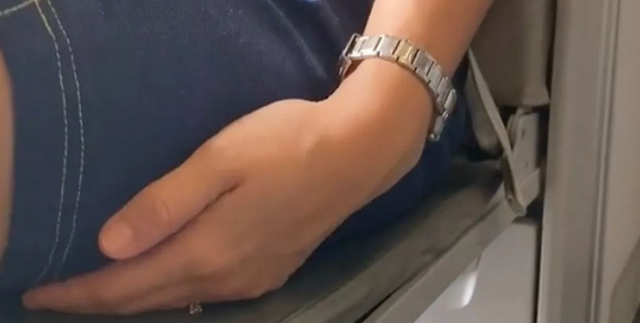 Секреты от стюардессы, лайфхаки, авиаперелеты, самолет, TikTok, видео