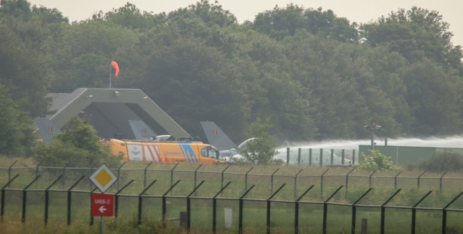 Літак, F-16, Нідерланди