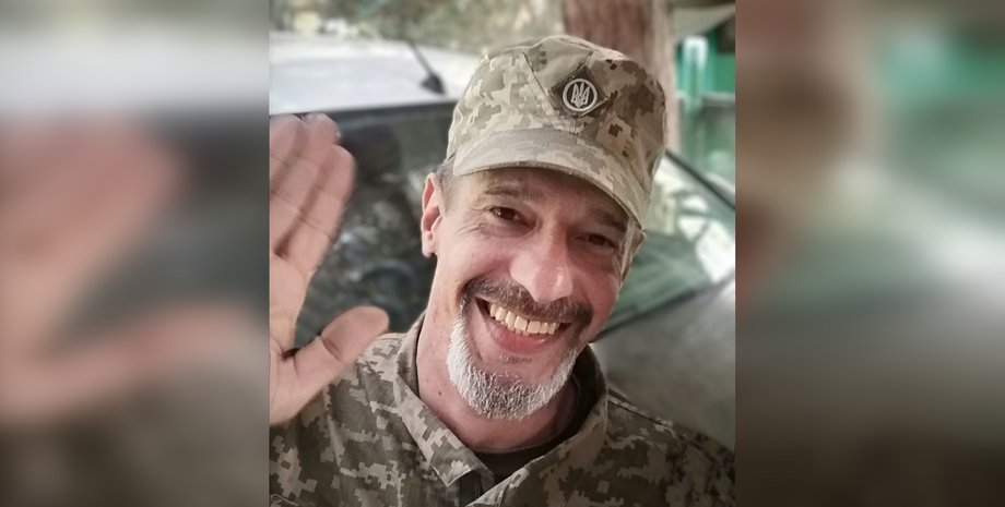 Максим Нелипа