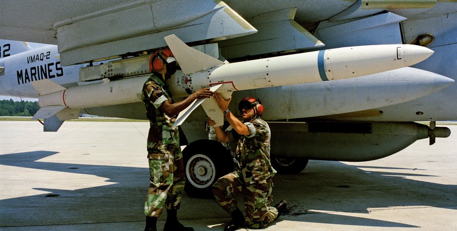 ракеты AGM-88 HARM, Противорадиолокационная ракета, AGM-88 HARM, Пентагон, Алексей Резников, подавление ПВО, военная помощь Украине