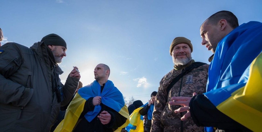 Обмен пленными, пленные, война в Украине, фото