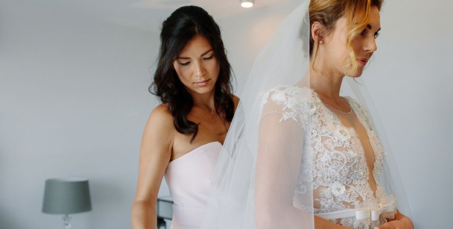 женихи свадебная мода, тренды свадебных платьев 2025, андре тан, советы дизайнера, какое платье выбрать на свадьбу