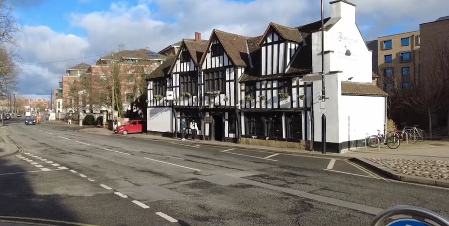 паб Британия Пугают всех до смерти: блогерша посетила десятки заведений с привидениями перед Хэллоуином