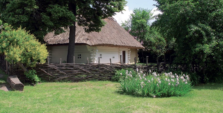Восстановленная хата, где в 1814 году родился Тарас Шевченко