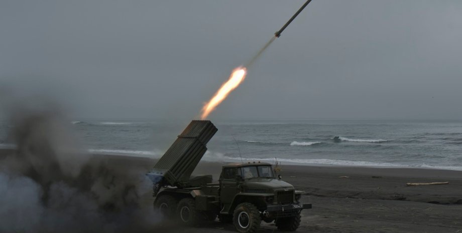 ДП-62 "Дамба", РСЗО, ракетный комплекс, зенитный комплекс, береговой комплекс