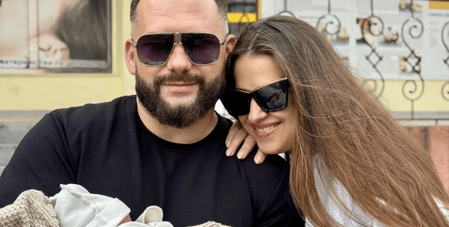 SLAVIA с возлюбленным показали первенца