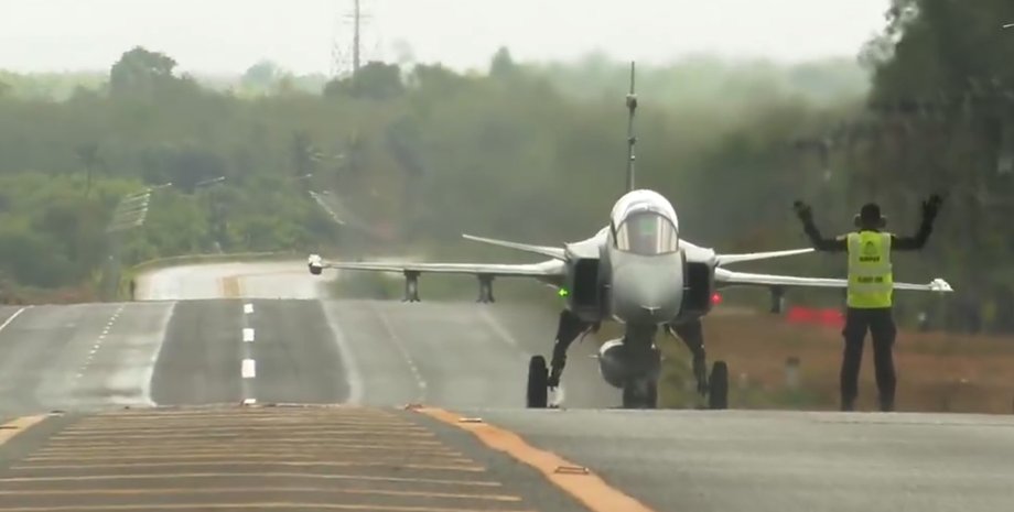 истребитель Gripen в Таиланде