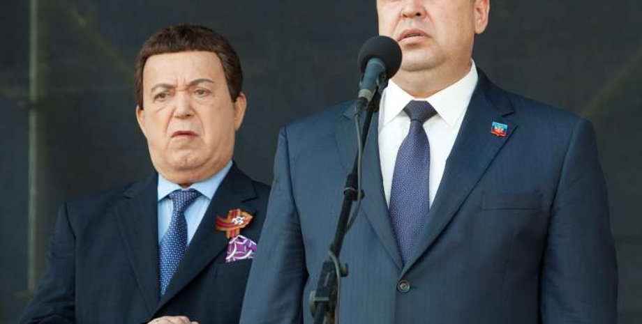 Иосиф Кобзон и Игорь Плотницкий в Луганске / Фото: xxivek.net