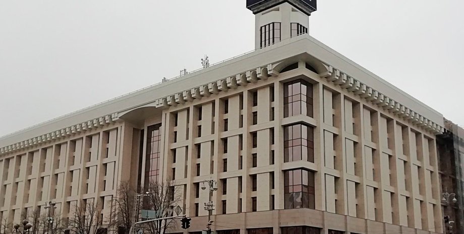 дом профсоюзов, майдан независимости, киев, покер