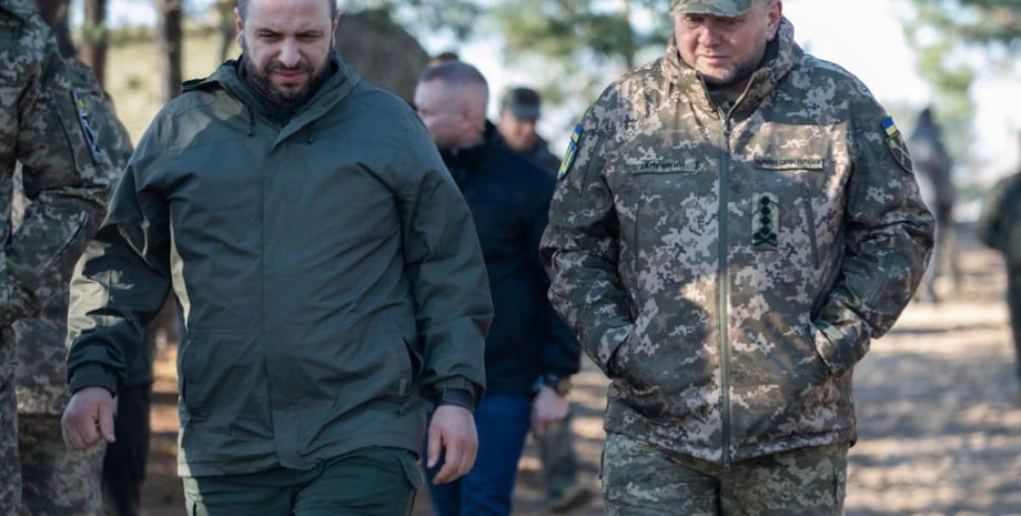 Умєров Залужний