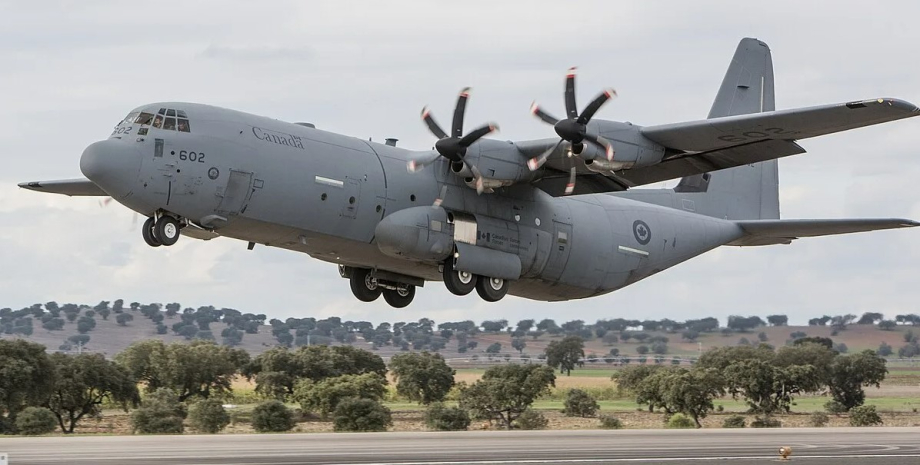 літак C-130, Транспортний літак, літак Lockheed Martin, Lockheed Martin C-130