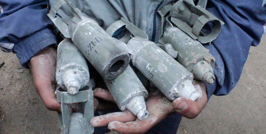 Кластерні бомби