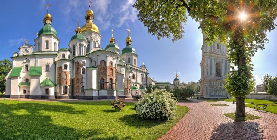 Фото взято с сайта extraclasstour