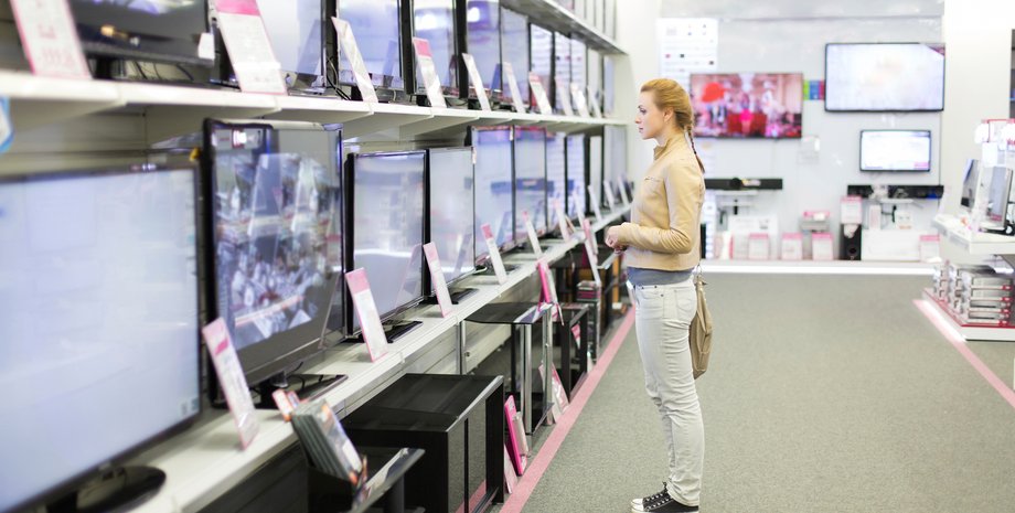 Телевизоры в магазине