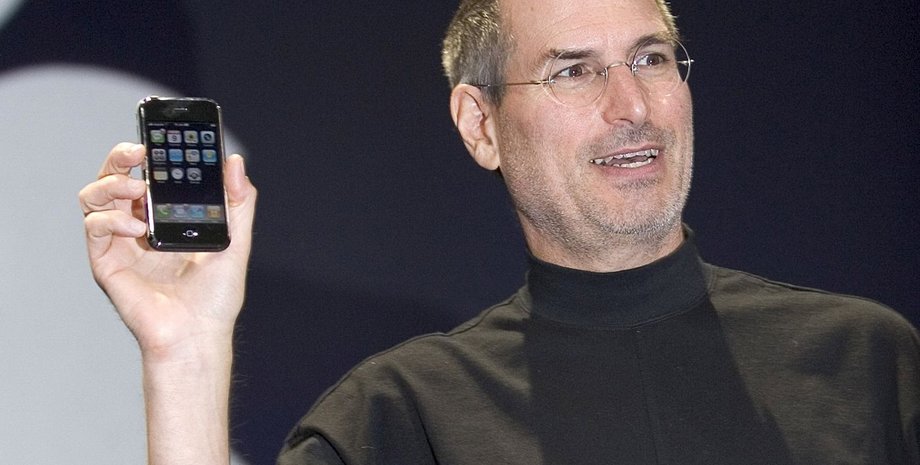 Cтив Джобс, Apple, iPhone