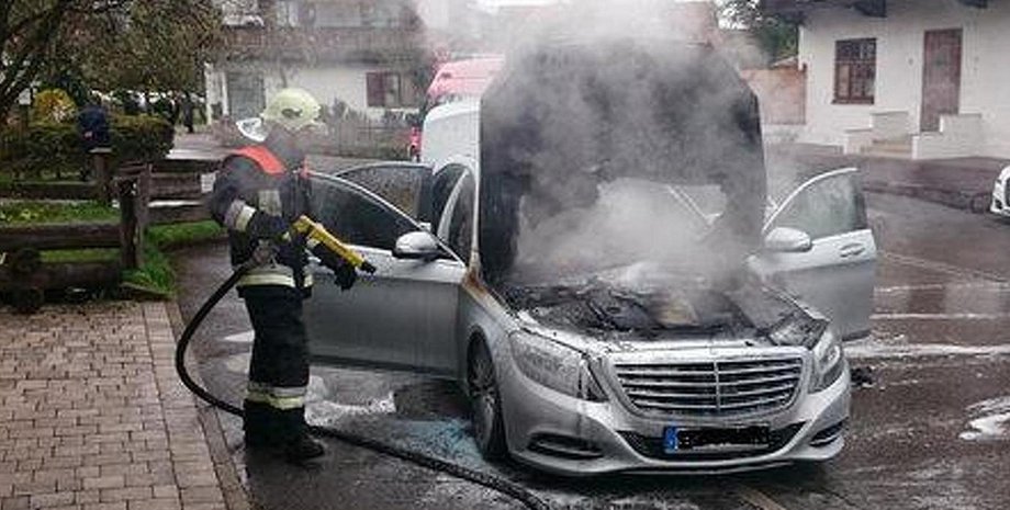 Mercedes-Benz G-Class, отзыв авто, дизельные Mercedes-Benz, Mercedes-Benz, водяная помпа, водяной насос