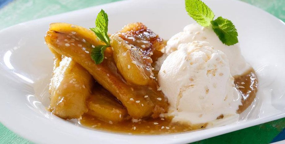 банани смажені, десерт, фрукти