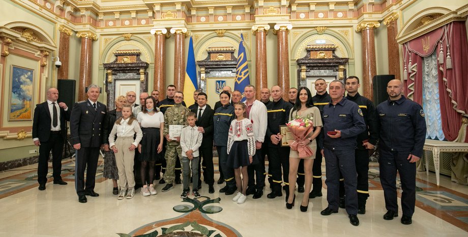 герои-спасатели, 2021, фото