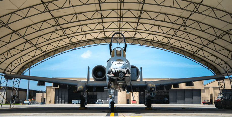 вивід із експлуатації A-10 Warthog