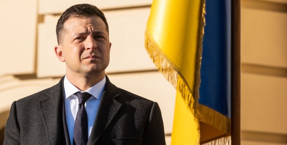 Владимир Зеленский, президент Украины, украинский флаг, санкции СНБО против Януковича и ко