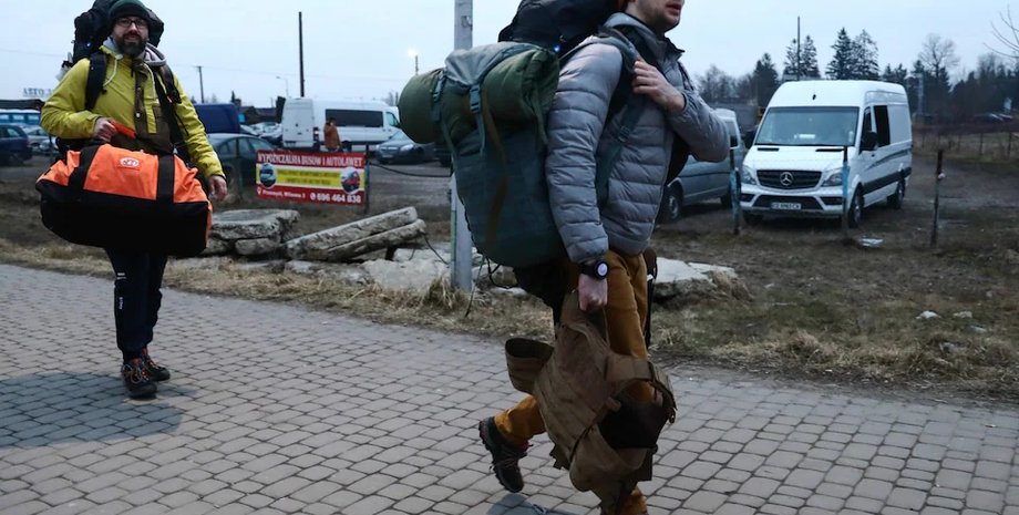 чоловік, українець, Польща