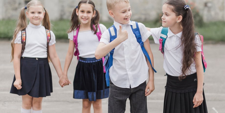Школярі, діти, підлітки