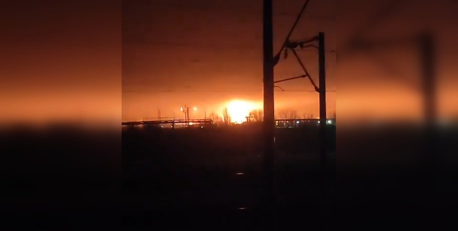 вибух в РФ, Астрахань вибух, ЗСУ Астрахань, ЗСУ удари по НПЗ РФ, дрони ЗСУ нічна атака, ЗСУ влучання РФ