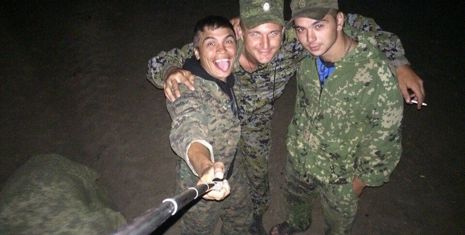 Російські військові