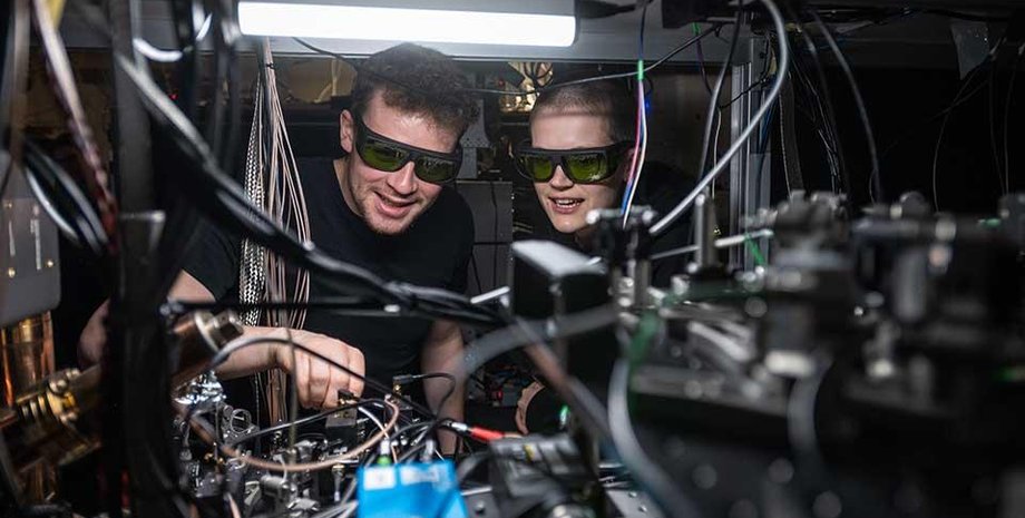 Квантовый компьютер, ученые, Оксфорд, телепортация, фото