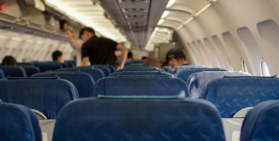 самолет, пассажир, эконом-класс, бизнес-класс, стюард, еда