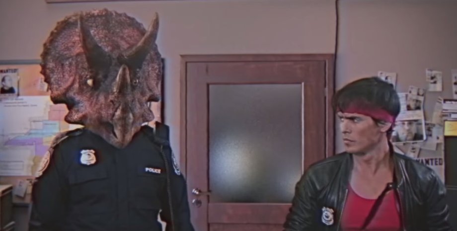 Кадр из видео Youtube