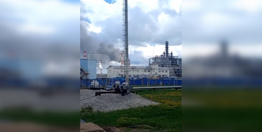 пожар на Салаватнефтеоргсинтез, Салаватнефтеоргсинтез попадание, Салаватнефтеоргсинтез дрон, Салаватнефтеоргсинтез взрыв, Салаватнефтеоргсинтез атака БПЛА, Башкирия атака БПЛА, Башкирия удар дрона