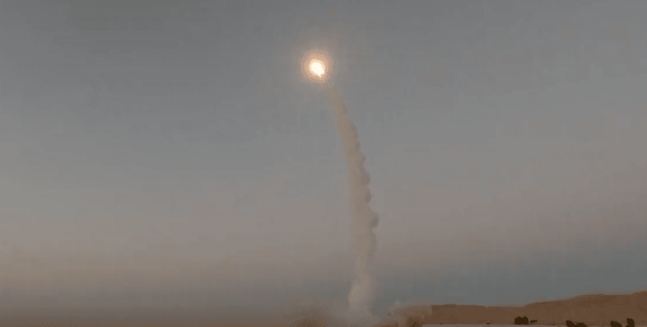 пуск ЗРК "Стрела