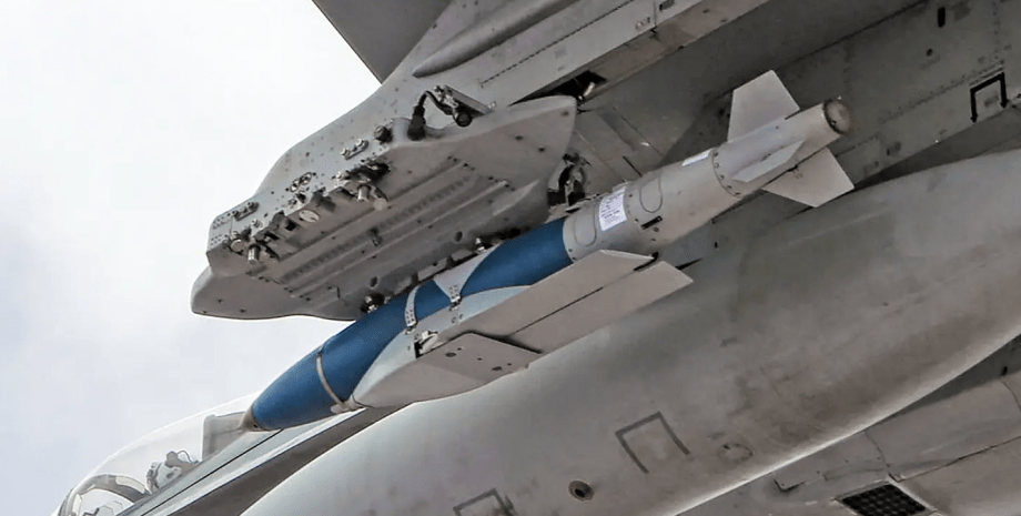 Ukraina otrzyma bardzo precyzyjne poduszki powietrzne JDAM-ER, które zniszczą ro...