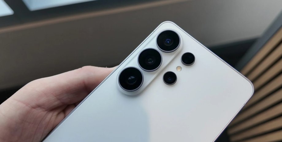 Samsung Galaxy S26 Ultra смартфон