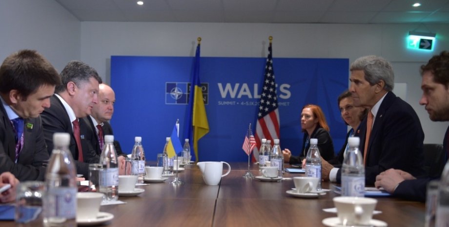 Петр Порошенко на саммите НАТО / Фото: пресс-служба президента