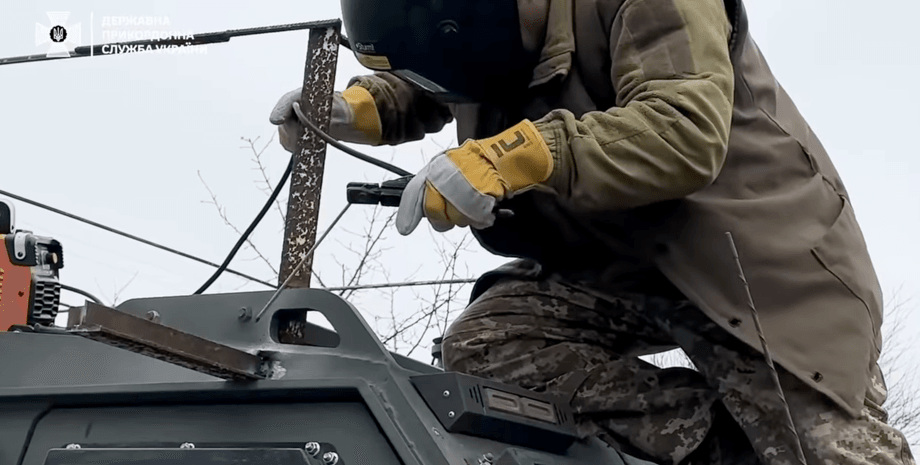 усиление броневика Roshel Senator