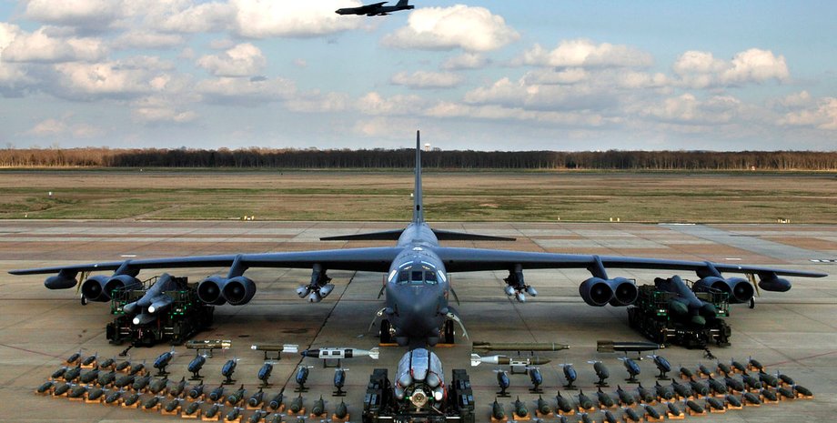 B-52J Stratofortress, Легендарный самолет, B-52, бомбардировщик B-52J, стратегический бомбардировщик